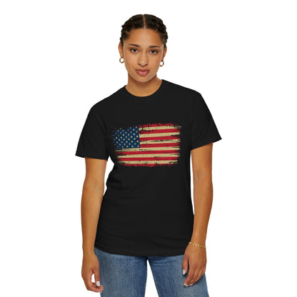 Distressed American Flag T‑Shirt — Vintage USA Patriotic Tee