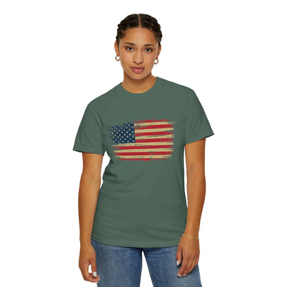 Distressed American Flag T‑Shirt — Vintage USA Patriotic Tee