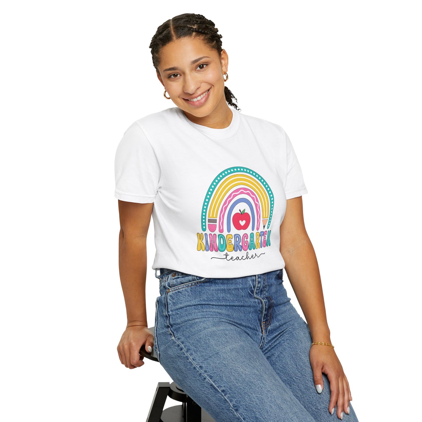 White t-shirt with rainbow, pencil and apple design, labeled 'Kindergarten teacher' ideal gift for teacher appreciation