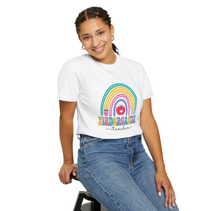 White t-shirt with rainbow, pencil and apple design, labeled 'Kindergarten teacher' ideal gift for teacher appreciation