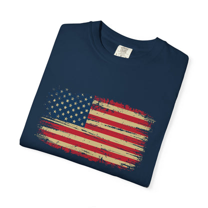 Distressed American Flag T‑Shirt — Vintage USA Patriotic Tee