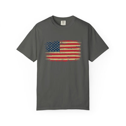 Distressed American Flag T‑Shirt — Vintage USA Patriotic Tee